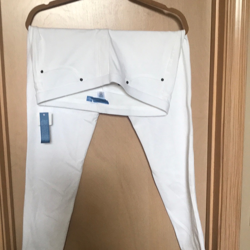 White jean leggings